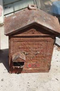 lot 262 image: Vintage Metal Fire Alarm Box