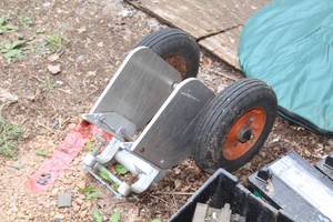 lot 18 image: Cosom Boat Dolly