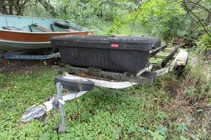 lot 2 image: ShoreLandr Single Axle Boat Trailer