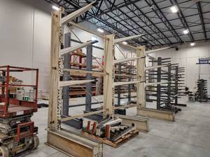 Industrial Single-Sided Cantilever Racking