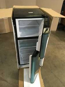 RCA 4.5 cu. ft. Mini Fridge in Stainless Steel, Customer Returns - Review all pictures