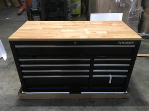 Husky 52 in. W x 25 in. D Standard Duty 9-Drawer Mobile Workbench Tool Chest with Solid Wood Top in Gloss Black, Customer Return - Review all pictures