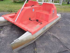 1980 Eroca Paddle Boat