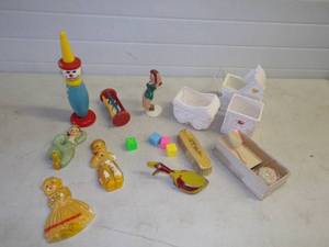 Vintage Toys, pull toy, figurine, Clown, Roller with bell, Vintage Chalk  Wall Dcor, Vintage Baby Items