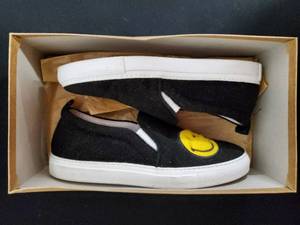 lot 213 image: Joshua Sanders Felt Smile Black