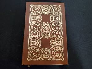 lot 104 image: The Effayes Collectors Edition