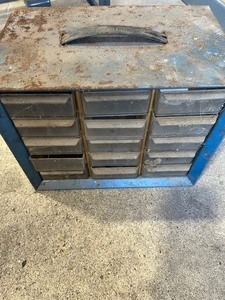 2 organizers with hardware