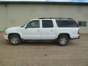 2003 Chevy  Suburban 4WD