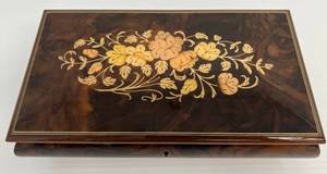 lot 5 image: High Gloss Wood Inlaid Musical Jewelry Box Made In Italy (No Key)(Works)