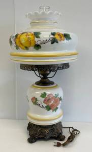 lot 21 image: 26 14 T Very Ornate Vintage Hurricane Style Lamp With Flower Pattern