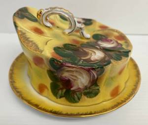 lot 23 image: Vintage Staffordshire England Cheese Plate With Lid Floral Pattern 8 34 Pate x 4 12 Tall  (No Cracks Or Chips)