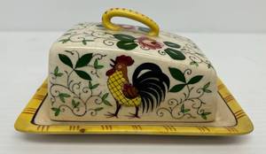 lot 31 image: Very Old Cheese Plate With Rooster Design 6 38 x 4 34 x 3 12 Tall (Crazing Present)