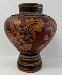 lot 44 image: Vintage Ornate Pottery Vase 10 12 x 8 (No Cracks Or Chips)