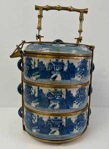 lot 62 image: Vintage Porcelain And Barss Oriental Themed Lunch Tiffin (Crazing Present)  9 x 6