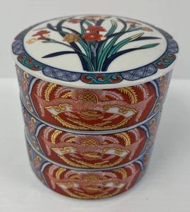 lot 65 image: Japanese Porcelain Oriental Themed Stacking Jubako Bento Box Three Tier With Lid 5 12 x 5 (No Cracks Or Chips)