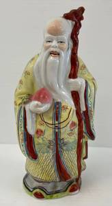 lot 82 image: Vintage Japanese Porcelain Statue 8 14 Tall