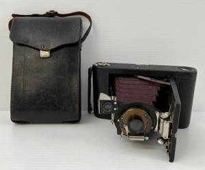 lot 105 image: Antique Kodak TBI Automatic Folding Camera With Original Case