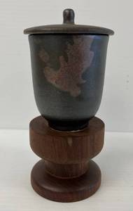 lot 131 image: Small Pottery Cup With Lid Possible Yixing  4 x 3 With Pedestal