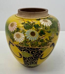 lot 170 image: Very Old Japanese Pottery Ginger Jar With Raised Oriental Floral Design (NO Lid) (Light Crazing Throuthout)