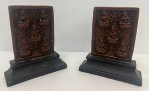 lot 227 image: Pair Of Antique American Museum Of Natural History Oriental Themed Bookends (No Cracks Or Chips)