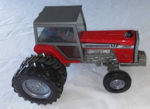 lot 1 image: M.F. Massey Ferguson 2805 Tractor