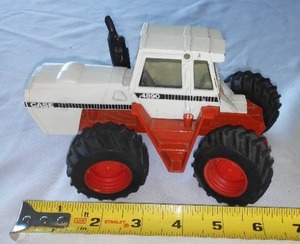 lot 7 image: Case 4890 Tractor No. 7627