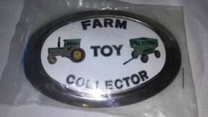 lot 27 image: Farm Toy Collector BELT BUCKLE