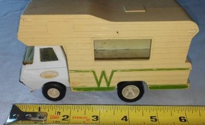 lot 44 image: Tonka Winnebago  Nice.