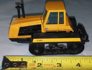 lot 60 image: Caterpillar Track Tractor Challenger 65