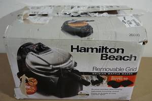 Hamilton Beach Removable Grid Belgian Waffle Maker