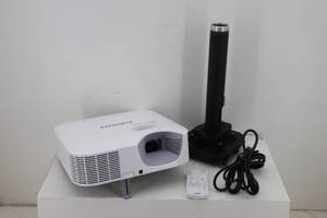 Casio XJ-F100W DLP HDMI Projector and Mounting Bracket