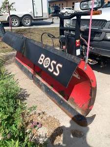 2003 Chevrolet Silverado 1500 4x4 Boss V Plow Truck