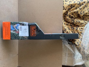 BLACKDECKER 3.2 Amp Corded Electric Hedge Trimmer