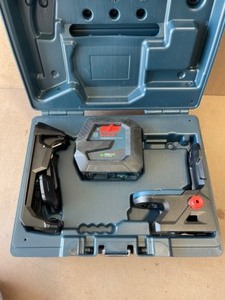 Bosch 100 ft. Green Combination Laser Level Self Leveling with VisiMax Technology, Fine Adjustment Mount & Hard Carrying Case