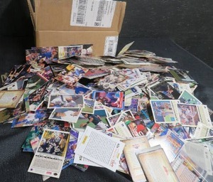 HUGE LOT OF SPORTS TRADING CARDS
