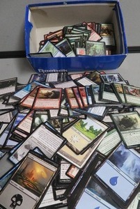 BIG LOT OF MAGIC THE GATHERING CARDS