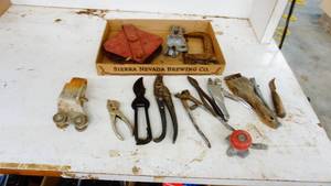 Assorted handtools