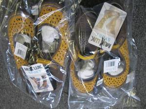 lot 15 image: 2 pairs of new muk luk sport womens...
