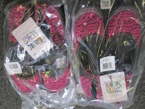 lot 20 image: 2 pairs of new muk luk sport womens...
