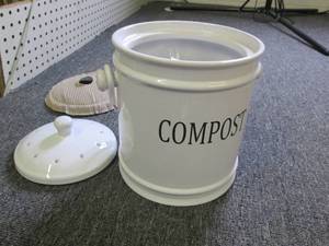 lot 266 image: crofton 1 gallon compost jar for th...
