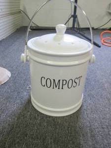 lot 268 image: crofton 1 gallon compost jar for th...