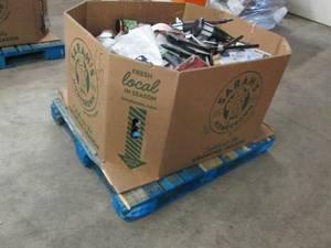 lot 272 image: pallet full of misc ...