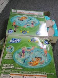 lot 447 image: 2 sprinkler pads untested ...