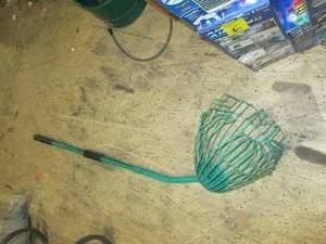 lot 465 image: garden grabber ...