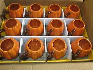 lot 504 image: case of 12 halloween pumpkin mugs ...