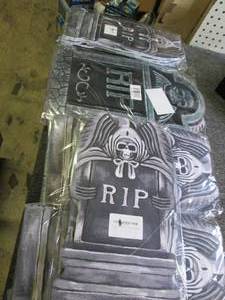 lot 517 image: 5 packages of halloween rip yard de...