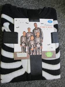 lot 520 image: childrens small glow in the dark un...