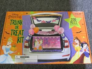 lot 541 image: new disney princess trunk or treat ...