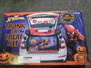 lot 542 image: new marvel spiderman trunk or treat...