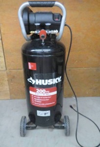 HUSKY20 GAL 200PSI AIR COMPRESSOR